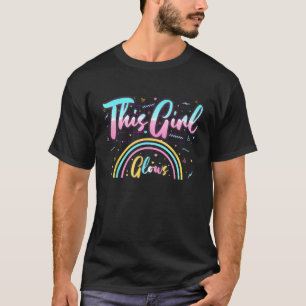 Camiseta Este Chica brilla en colores brillantes bailando c