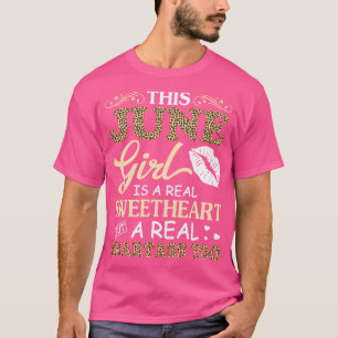 Camiseta Este Chica De Junio Es Un Verdadero Amigo De Los I