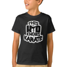 Este chico conoce a Karate