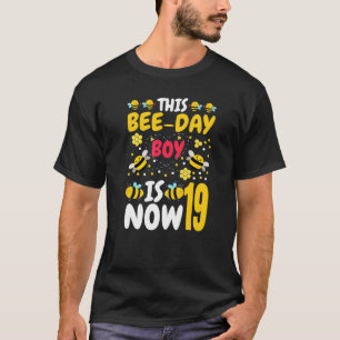 Camiseta Este chico del Bee Day está ahora 19 19th Birthday