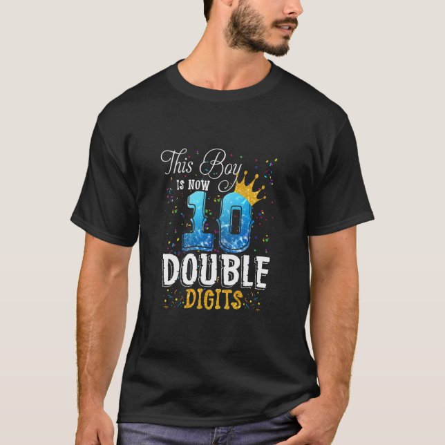 Camiseta Este chico es ahora un niño de cumpleaños de dos d (Anverso)