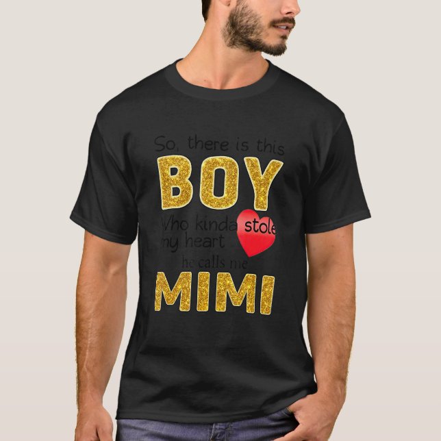 Camiseta Este Chico Que Me Robó El Corazón Me Llama Mimi (Anverso)