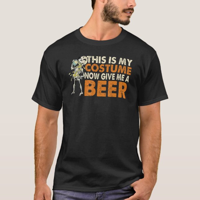 Camiseta Este Es Mi Disfraz Ahora Dame Una Cerveza (Anverso)