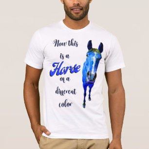 Camiseta Este es un caballo de un color diferente en azul