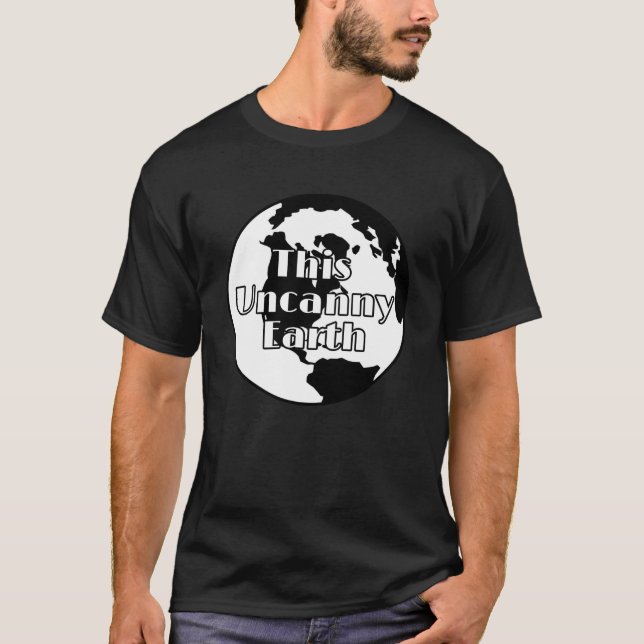 Camiseta Este extraño tee negro de la bolsa de la Tierra (Anverso)