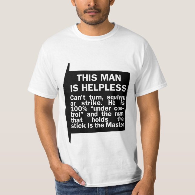 CAMISETA ESTE HOMBRE ES INÚTIL (Anverso)