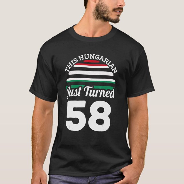 Camiseta Este húngaro acaba de cumplir 58 años 58 de Hungrí (Anverso)