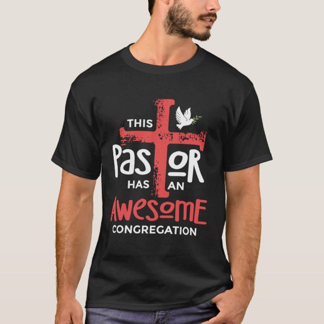 Camiseta Este Pastor Tiene Una Impresionante Aplicación Par (Anverso)