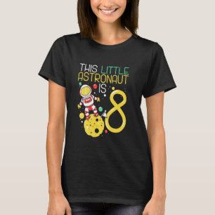 Camiseta Este pequeño astronauta es cosmonauta de 8 años