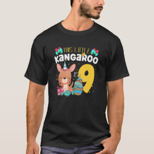 Camiseta Este pequeño canguro es 9 animales salvajes felice