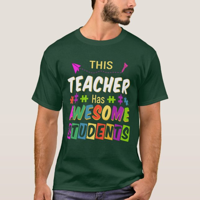 CAMISETA ESTE PROFESOR TIENE ESTUDIANTES IMPRESIONANTES (Anverso)