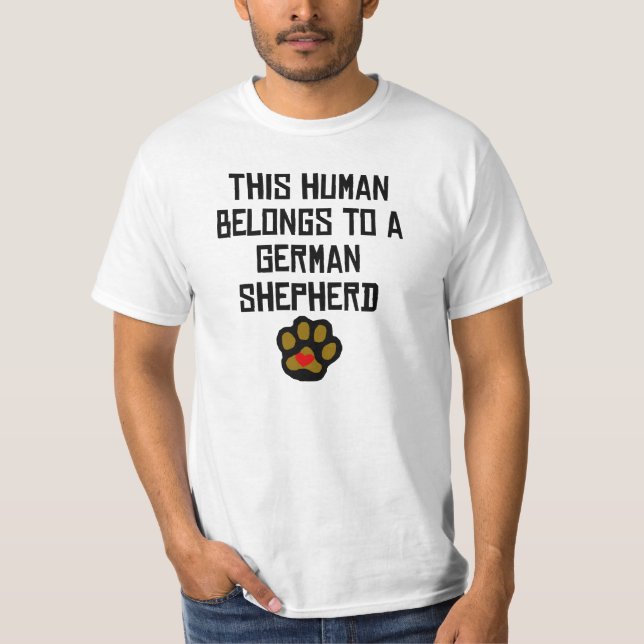 Camiseta Este ser humano pertenece a un pastor alemán (Anverso)