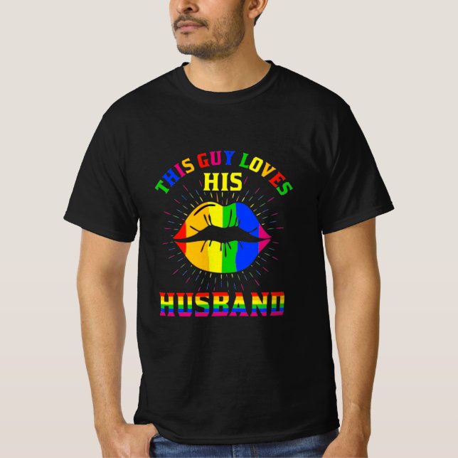 Camiseta Este tipo ama a su marido (Anverso)