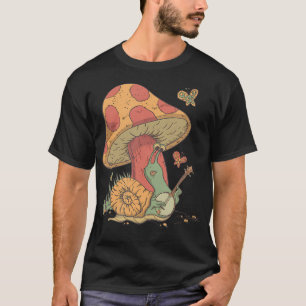 Camiseta Estética Cottagecore Caracol Sentado Debajo de una