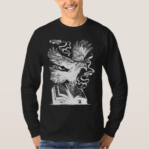 Camiseta Estética de la Academia Oscura Cuervo en Libro Cue