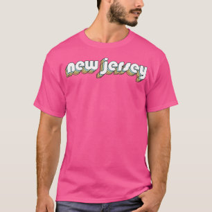 Camiseta Estilo anticuado de la tipografía arcoiris retro d