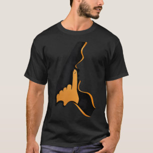 Camiseta Estilo de Bruja – Silueta Audaz de Halloween