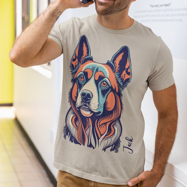Camiseta Estilo de época Pastor alemán T-Shirt (Personalized German Shepherd shirt on man talking on phone.)