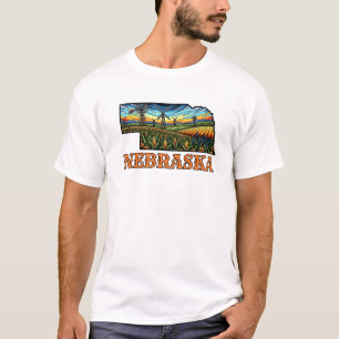 Camiseta Estilo de tatuaje de Nebraska con campos de maíz