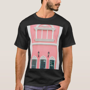 Camiseta Estilo Europeo, Edificio Rosa Exterior.