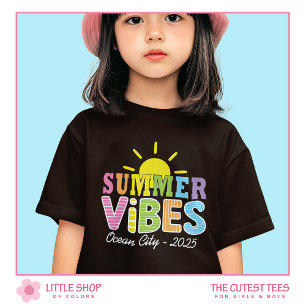 Camiseta Estilo Retro Vibraciones de Verano Tipografía Colo