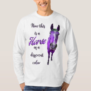 Camiseta Esto Es Un Caballo De Un Color Púrpura Diferente