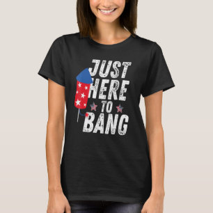 Camiseta Estoy aquí para el 4 de julio de los fuegos artifi