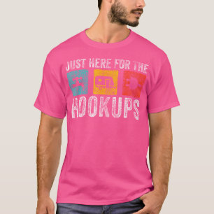 Camiseta ESTOY AQUÍ SOLO PARA LAS CONEXIONES Funny Camp Rv