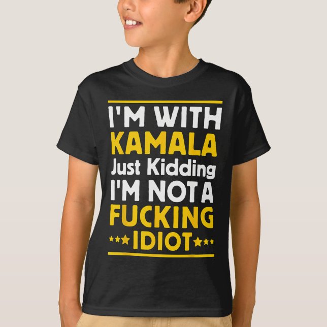 Camiseta Estoy con Kamala, solo me está matando, no soy un  (Anverso)