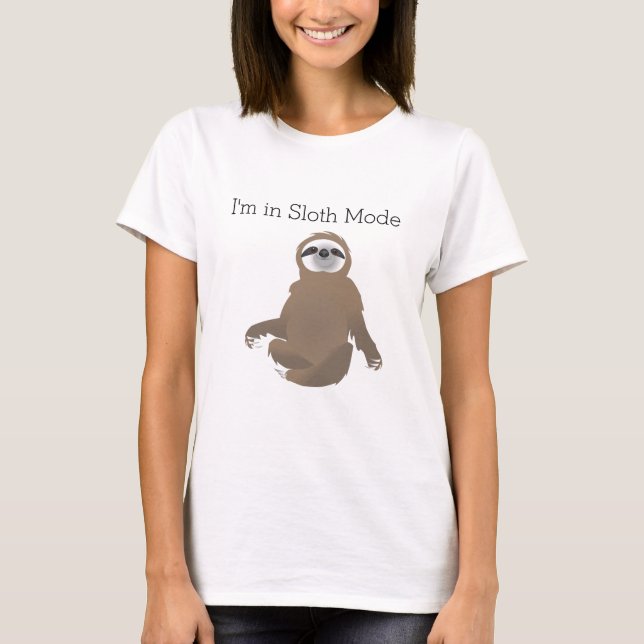 Camiseta "Estoy en modo eslogan" Brown Sloth en modo yoga (Anverso)