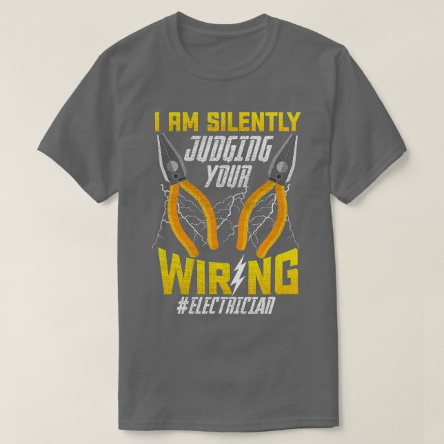 Camiseta Estoy Juzgando Silenciosamente A Tu Electrónico De (Diseño del anverso)