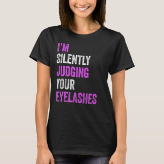 Camiseta Estoy juzgando silenciosamente tus Mamáes de cabel