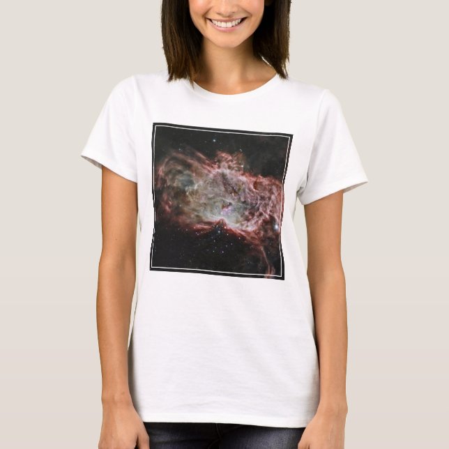 Camiseta Estrella En El Centro De La Nebulosa De La Llama. (Anverso)