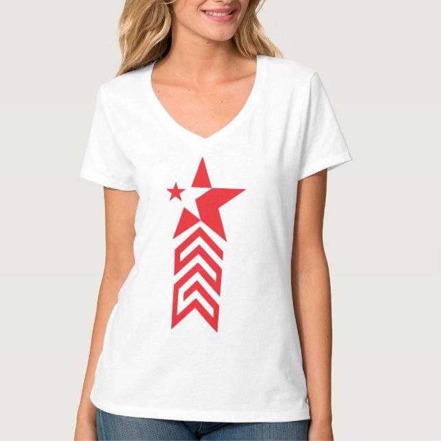 Camiseta Estrella Roja con Flechas de Chevron (Anverso)