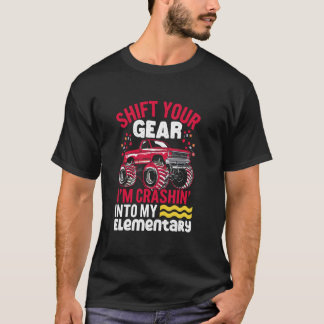Camiseta estrellándose en camiones de motor elemental escue