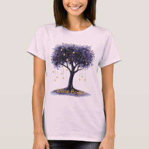Camiseta Estrellas Doradas del Árbol Púrpura Brillan Fuerte