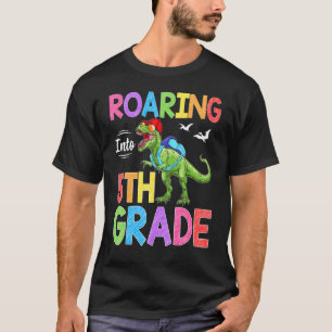 Camiseta Estudiantes de Dinosaurio de 5º grado de vuelta a