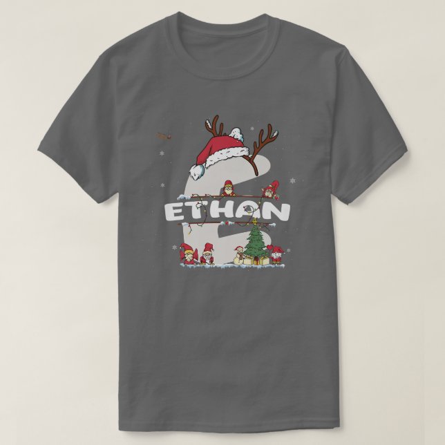 Camiseta Ethan Christmasw Ethan Name for funny Xmas  (Diseño del anverso)
