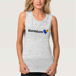Camiseta Etiqueta #LoveIsLove