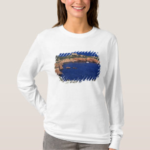 Camiseta Europa, Francia, Theoule-sur-Mer. Un techo de teja
