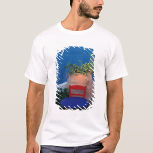 Camiseta Europa, Grecia, Santorini. Terraza con vista al ma