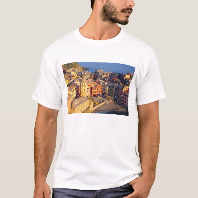 Camiseta Europa, Italia, Cinque Terre. Aldea de Vernazza (Anverso)
