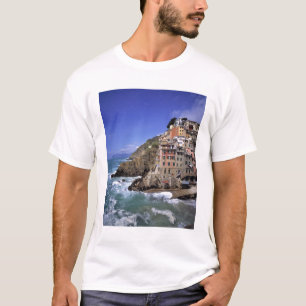 Camiseta Europa, Italia, Riomaggiore. Riomaggiore está cons