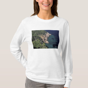 Camiseta Europa, Italia, Toscana. Costa rocosa; Cala