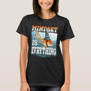 Camiseta Everything Mindset Goldfish Tiburón Fin Inspiratio