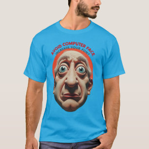 Camiseta Evita cara de computadora, aumenta la letra