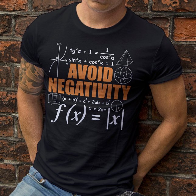 Camiseta Evitar la negatividad Divertida Maestra Matemática (Subido por el creador)