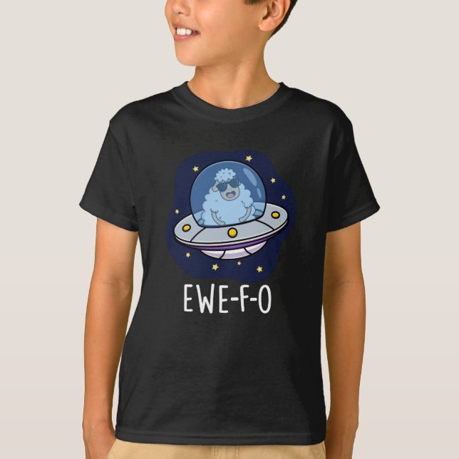 Camiseta Ewe-F-O Funny UFO Pun Dark BG (Anverso)