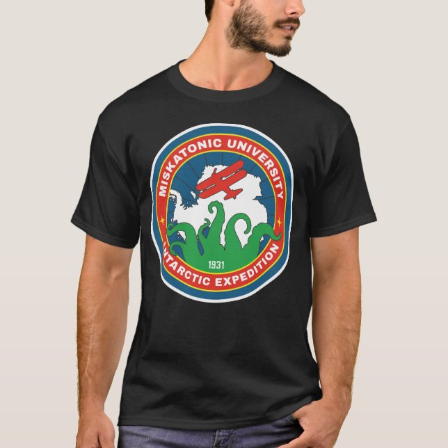 Camiseta Expedición Antártica de la Universidad Miskatónica (Anverso)