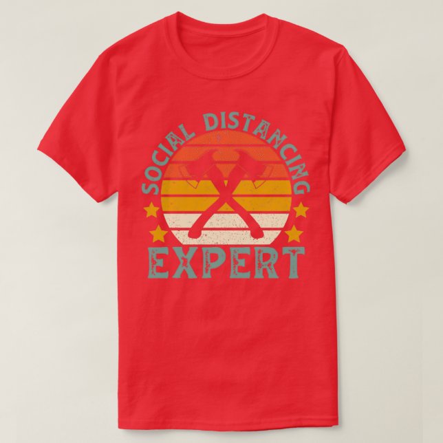 Camiseta Experto en distanciamiento social de lanzamiento d (Diseño del anverso)